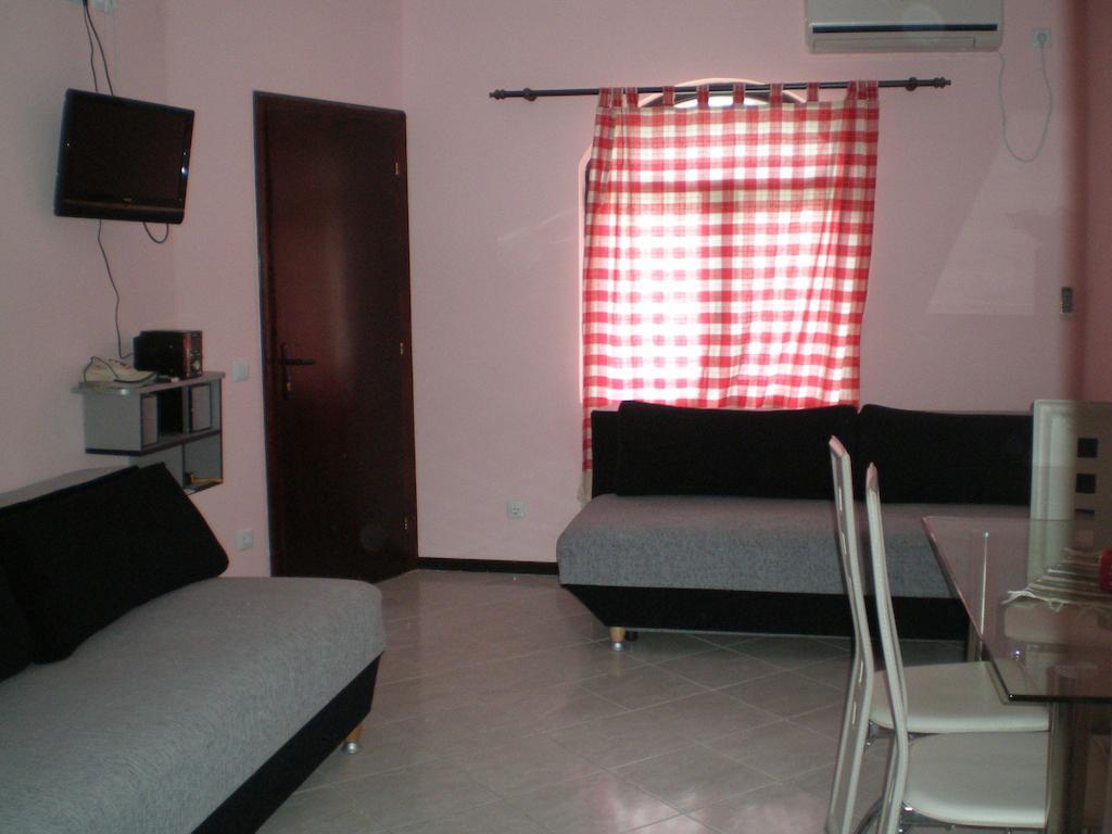 Apartments Jeremic Bela Crkva  Room photo